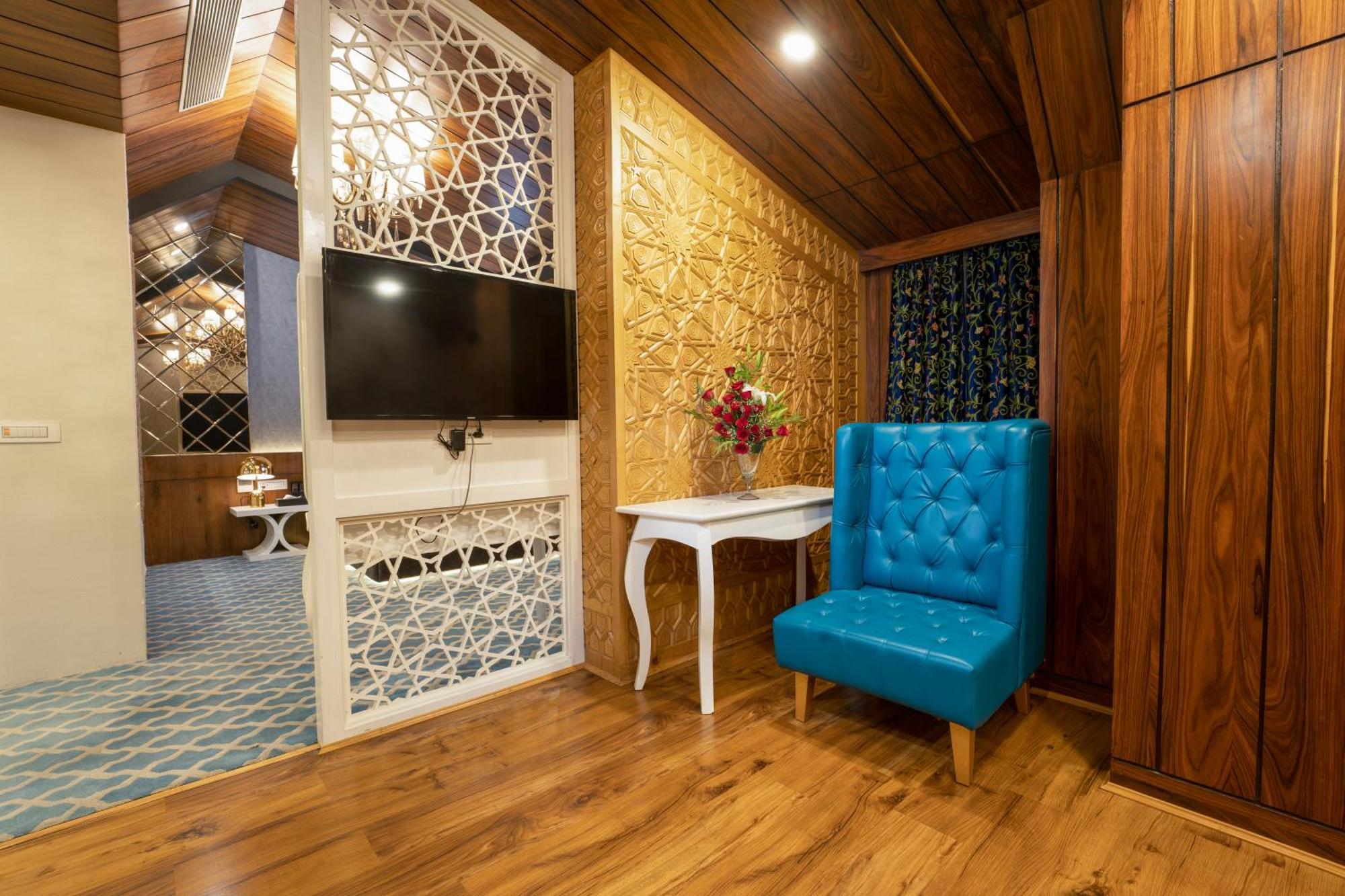 Hotel Snowland, Srinagar Zewnętrze zdjęcie