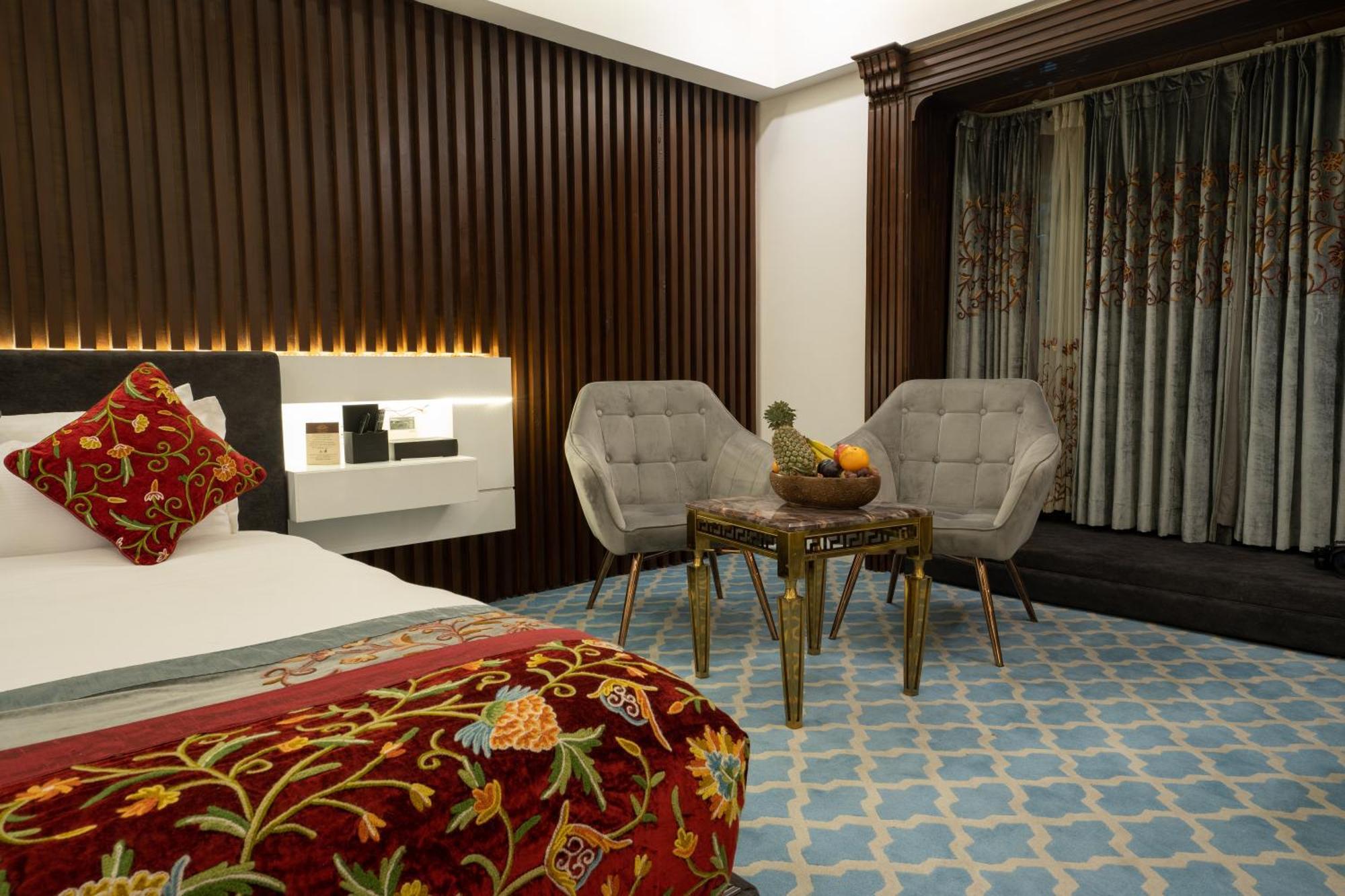 Hotel Snowland, Srinagar Zewnętrze zdjęcie