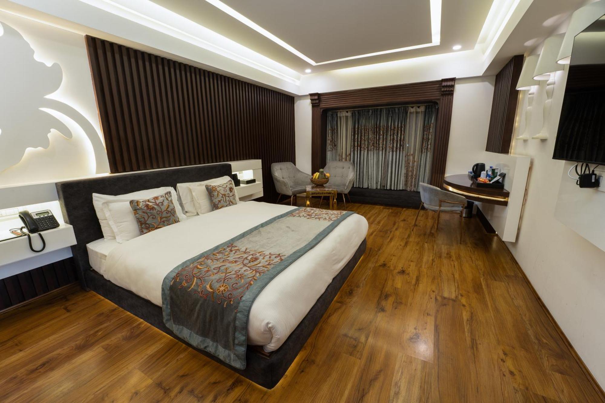 Hotel Snowland, Srinagar Zewnętrze zdjęcie