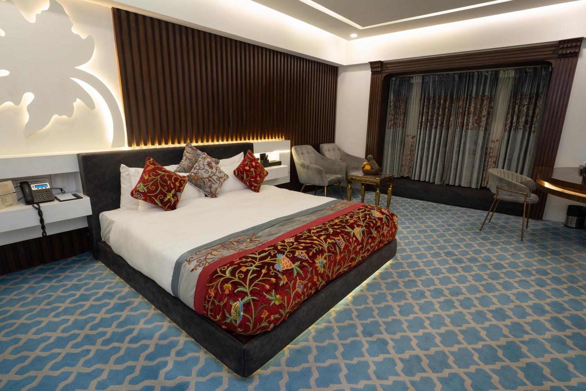 Hotel Snowland, Srinagar Zewnętrze zdjęcie