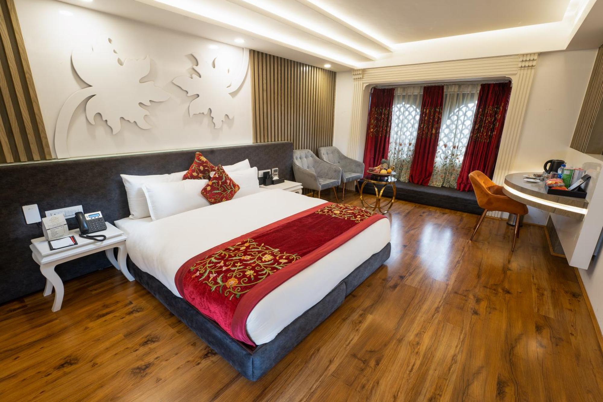 Hotel Snowland, Srinagar Zewnętrze zdjęcie
