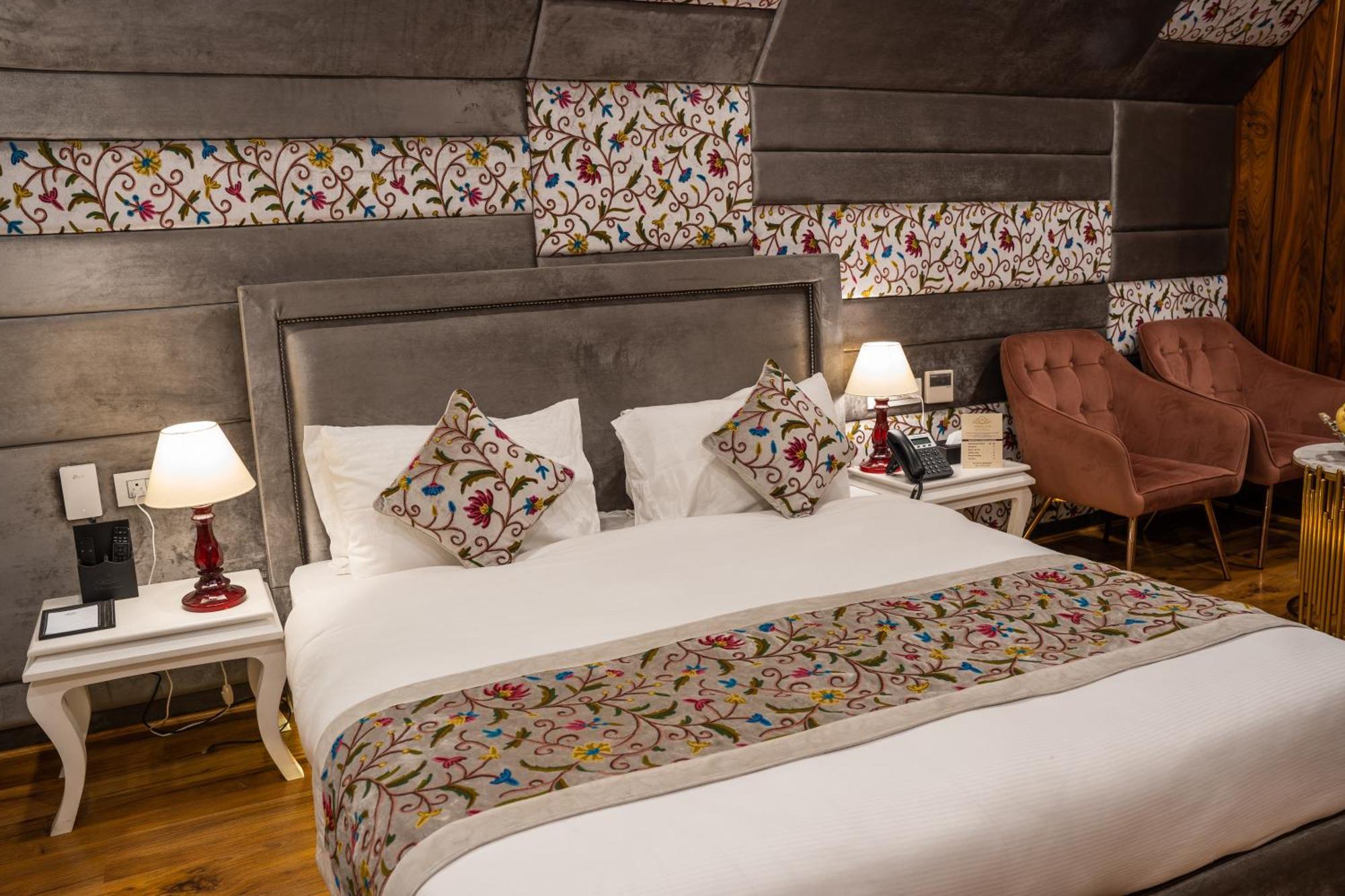 Hotel Snowland, Srinagar Zewnętrze zdjęcie